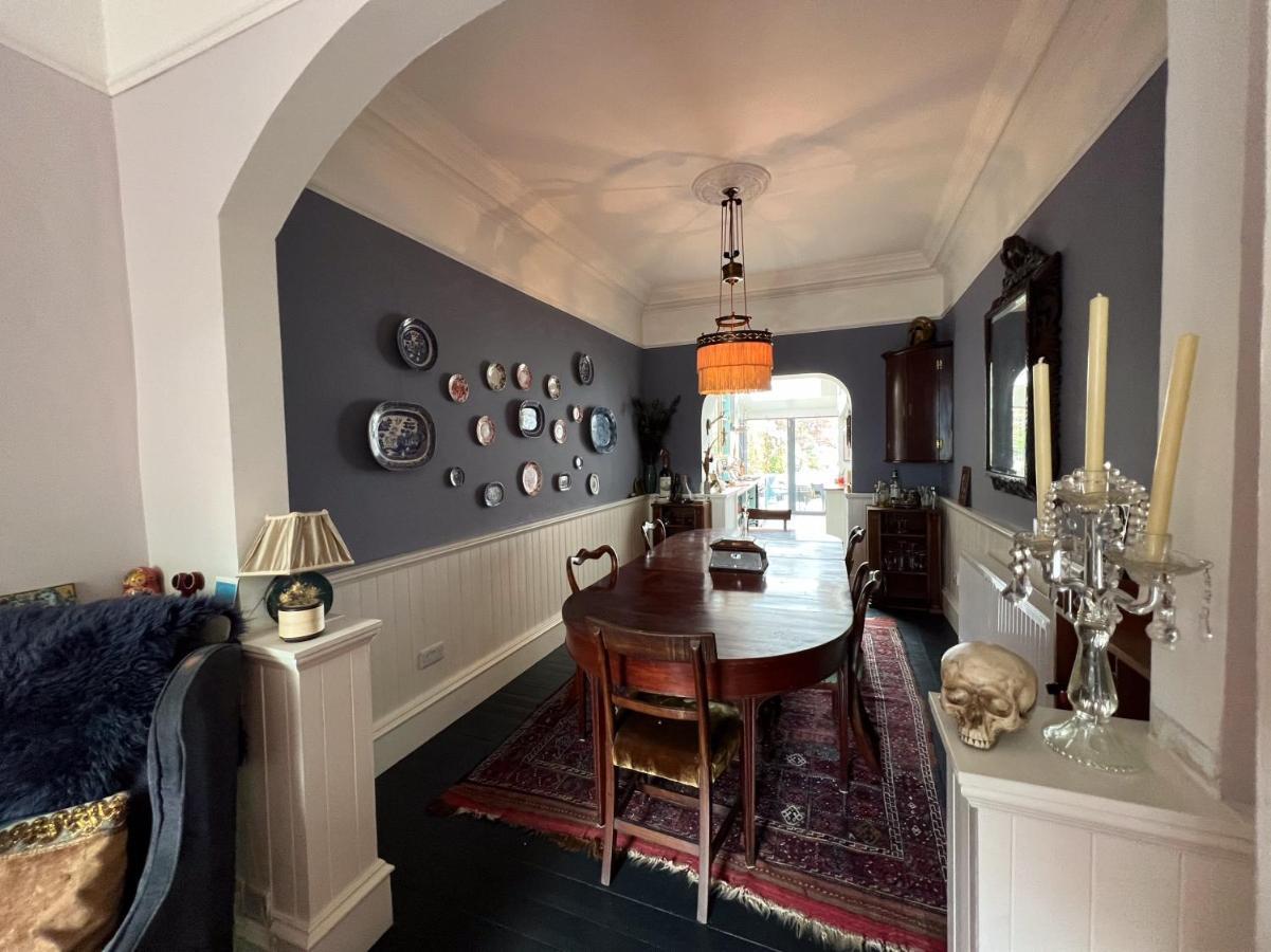 Villa Unique Townhouse With Large Garden Down To The Sea Killough Exterior foto