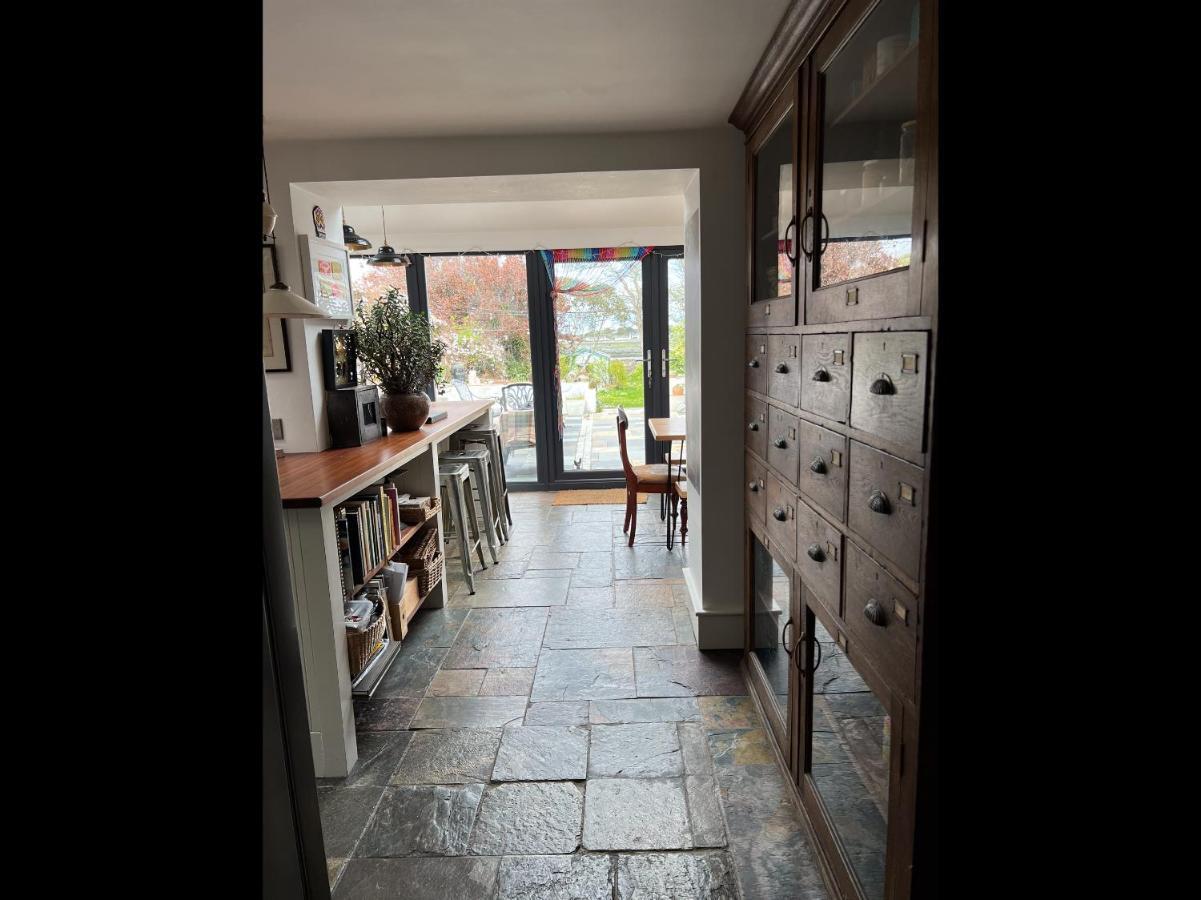 Villa Unique Townhouse With Large Garden Down To The Sea Killough Exterior foto