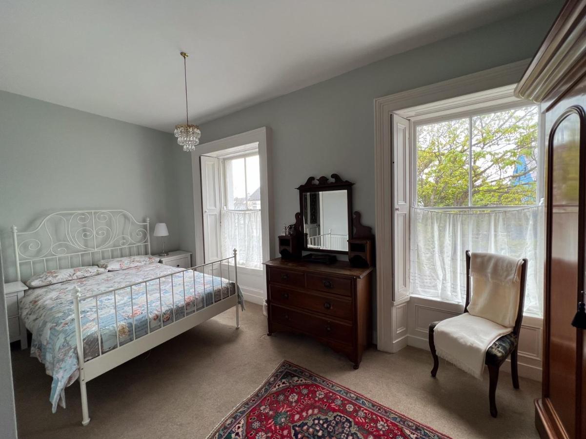 Villa Unique Townhouse With Large Garden Down To The Sea Killough Exterior foto