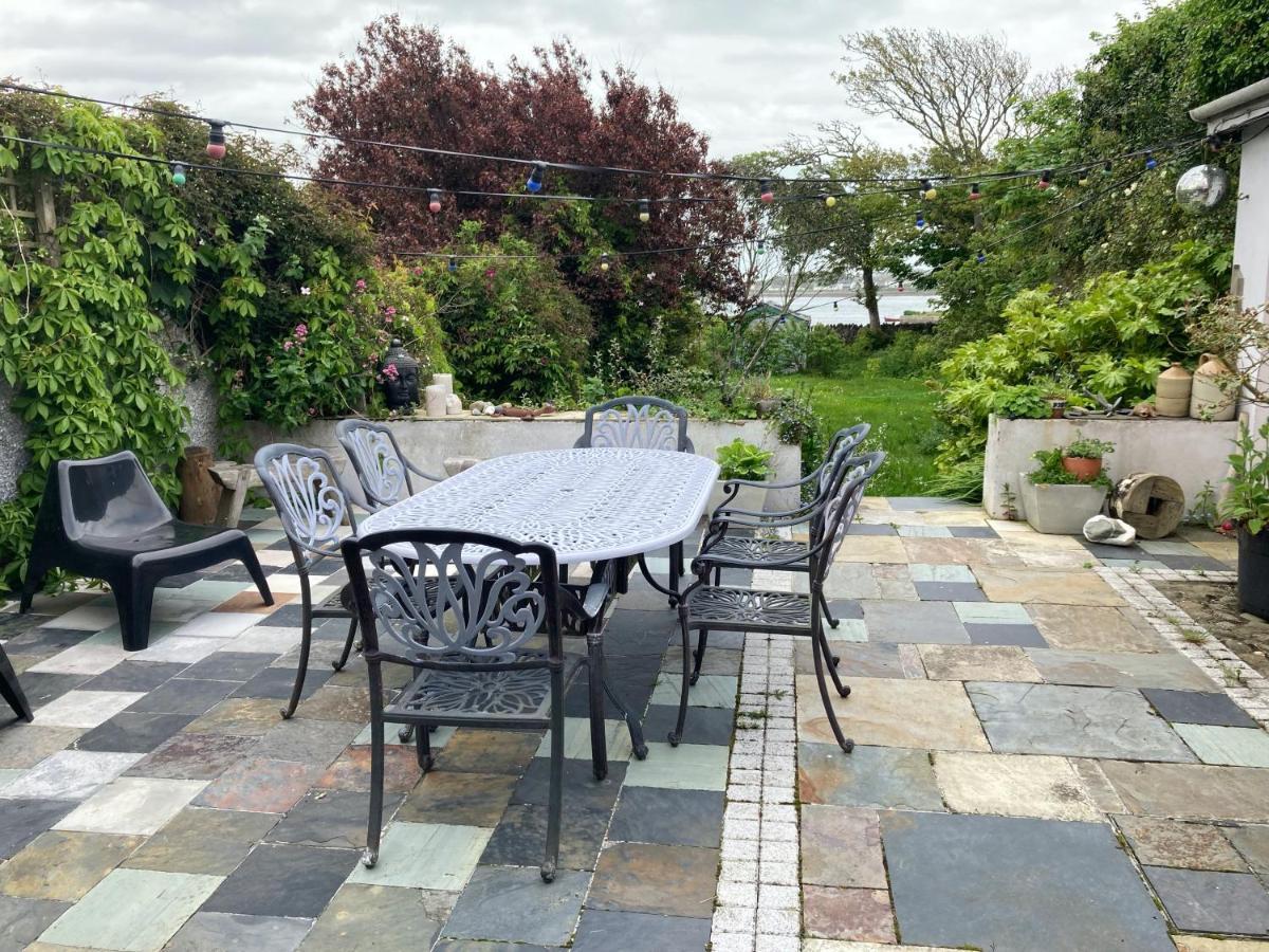 Villa Unique Townhouse With Large Garden Down To The Sea Killough Exterior foto